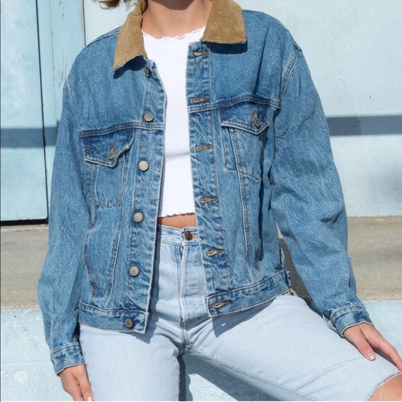 denim jacket with tan collar